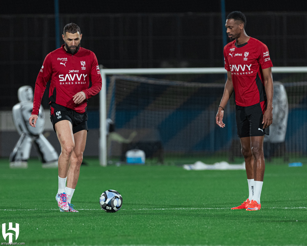 الرئيس يتابع