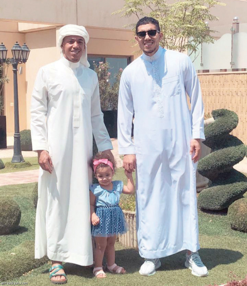 الفتح.. 
الاحتفال يسيطر