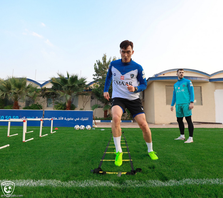 الهلال.. المعيوف ومد الله يدخلان التدريبات الجماعية