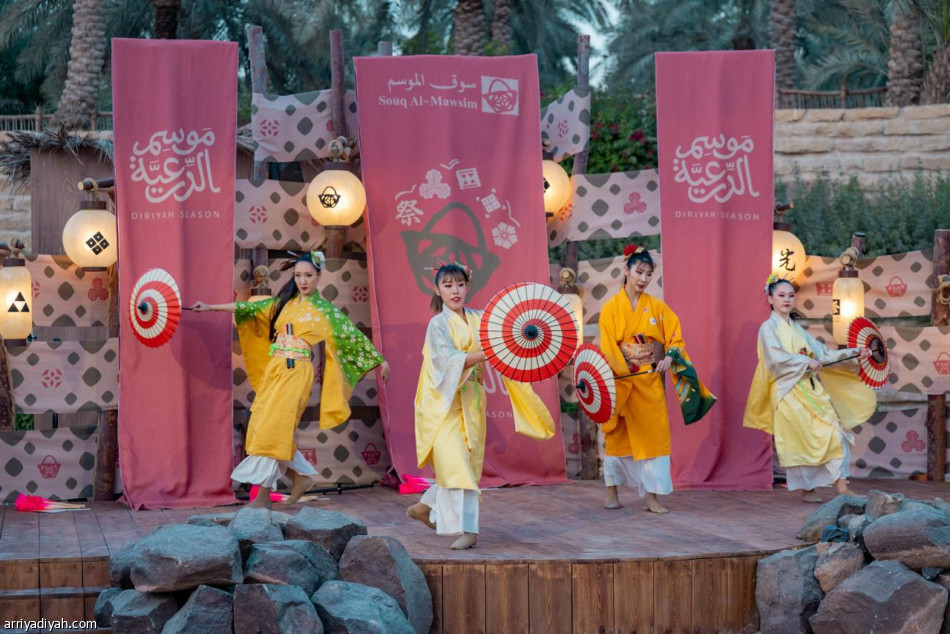 «سوق الموسم».. 20 متجرا.. و15 مطعما.. وفعاليات ترفيهية