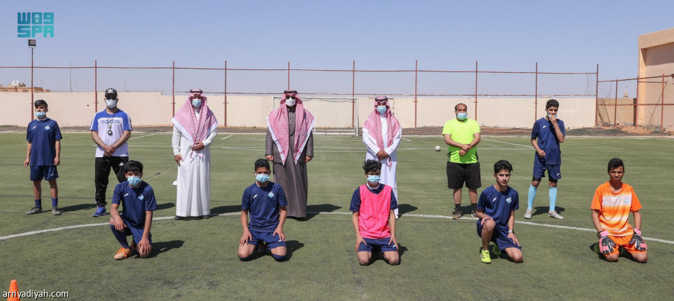 أمير الحدود الشمالية يتفقد الوعد الرياضي