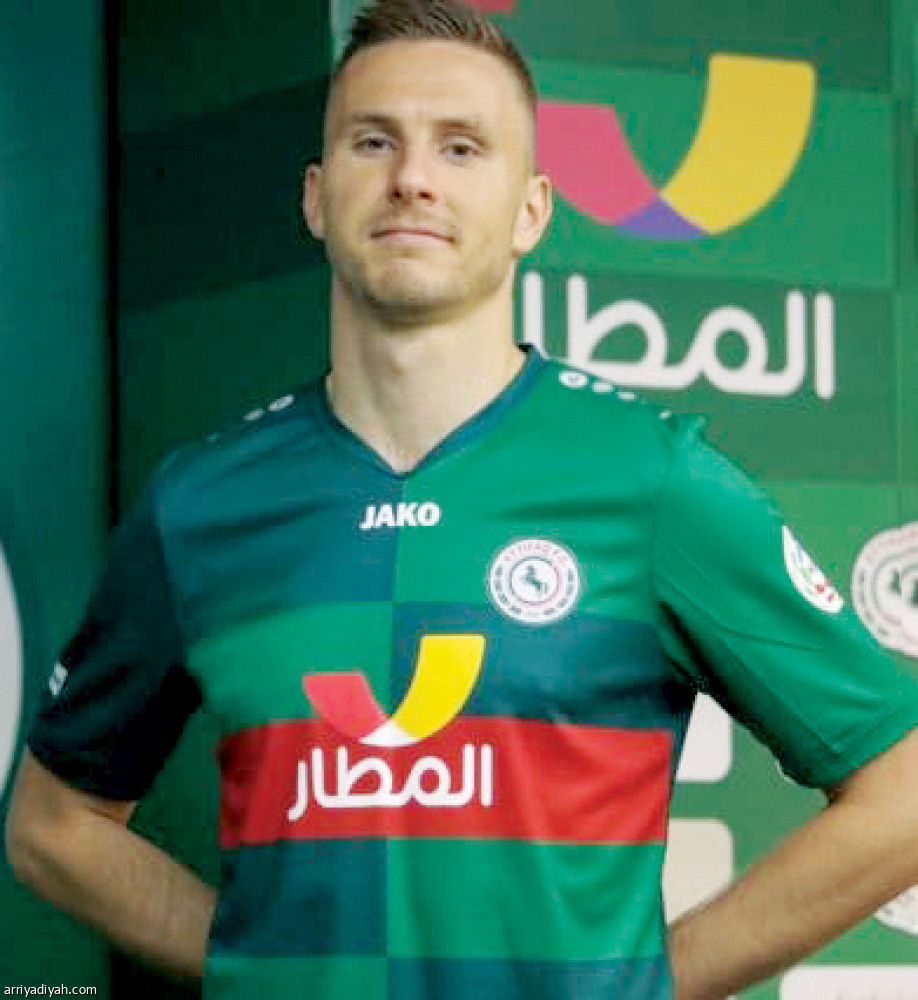 الإصابة 
تبعد ميتس والخطيب