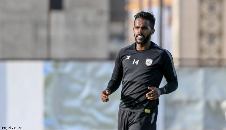 كايشينيا متأهب للكلاسيكو.. وكاريلي يقسم الاتحاديين