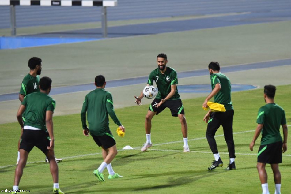 الشهراني يربك رينارد قبل الأوزبكي