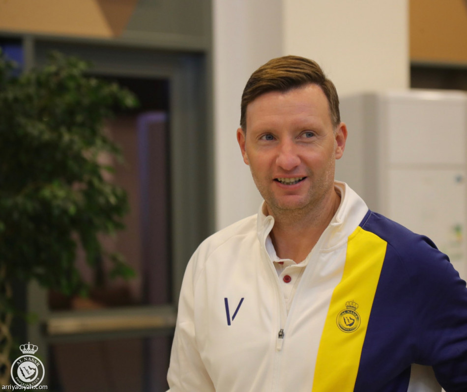 هورفات يُبعد بيتي عن الاتحاد