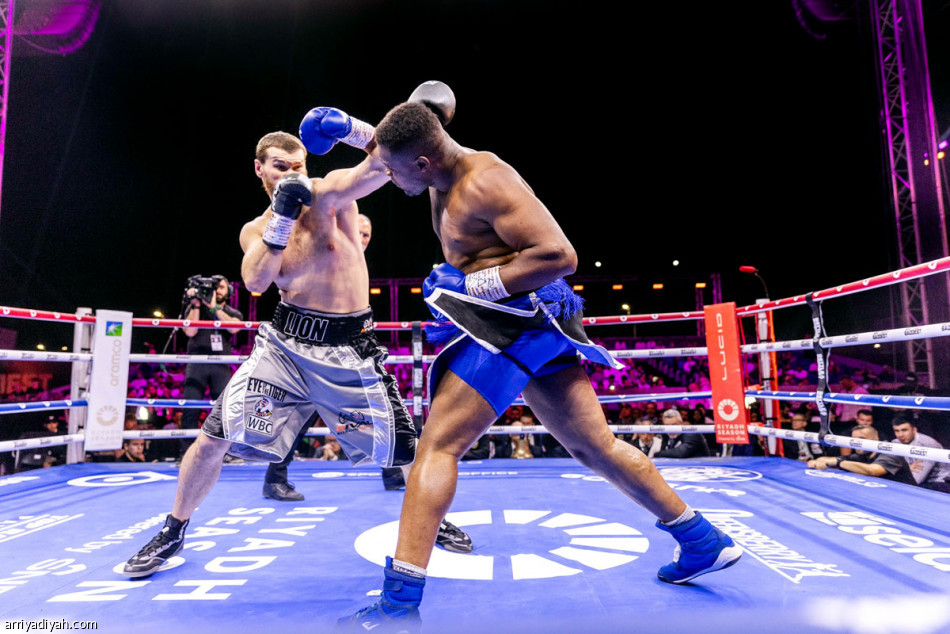 موسم الرياض
ينطلق بتتويج فيوري