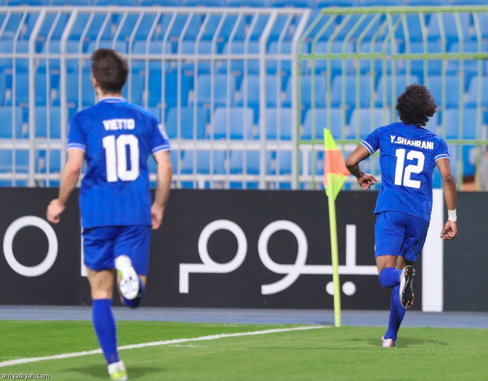 الهلال ينهض سريعا بثلاثية أجمك