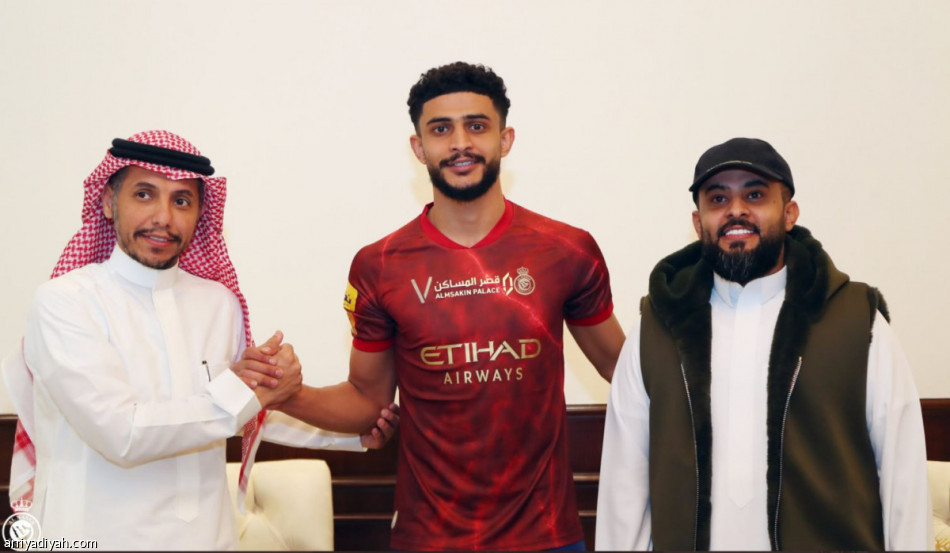 تجديد العمري يرمم دفاع النصر