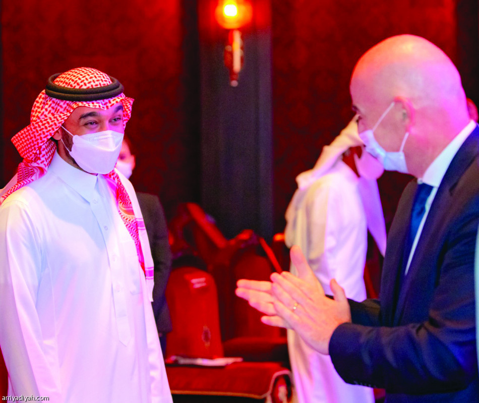 كأس العرب..
السعودية تصطدم بالمغرب