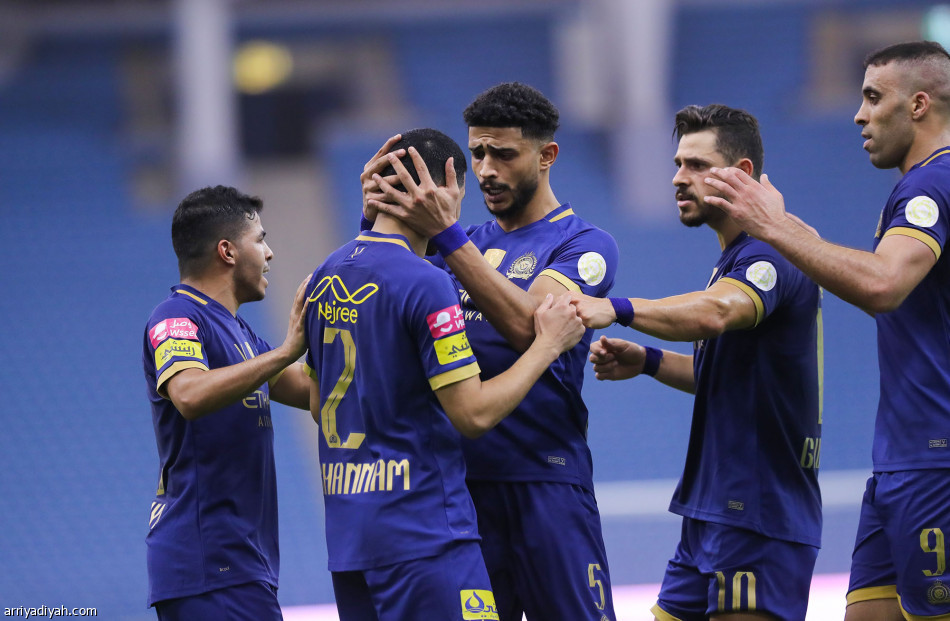 الهلال يمزق النصر.. ويحلق وحيدا