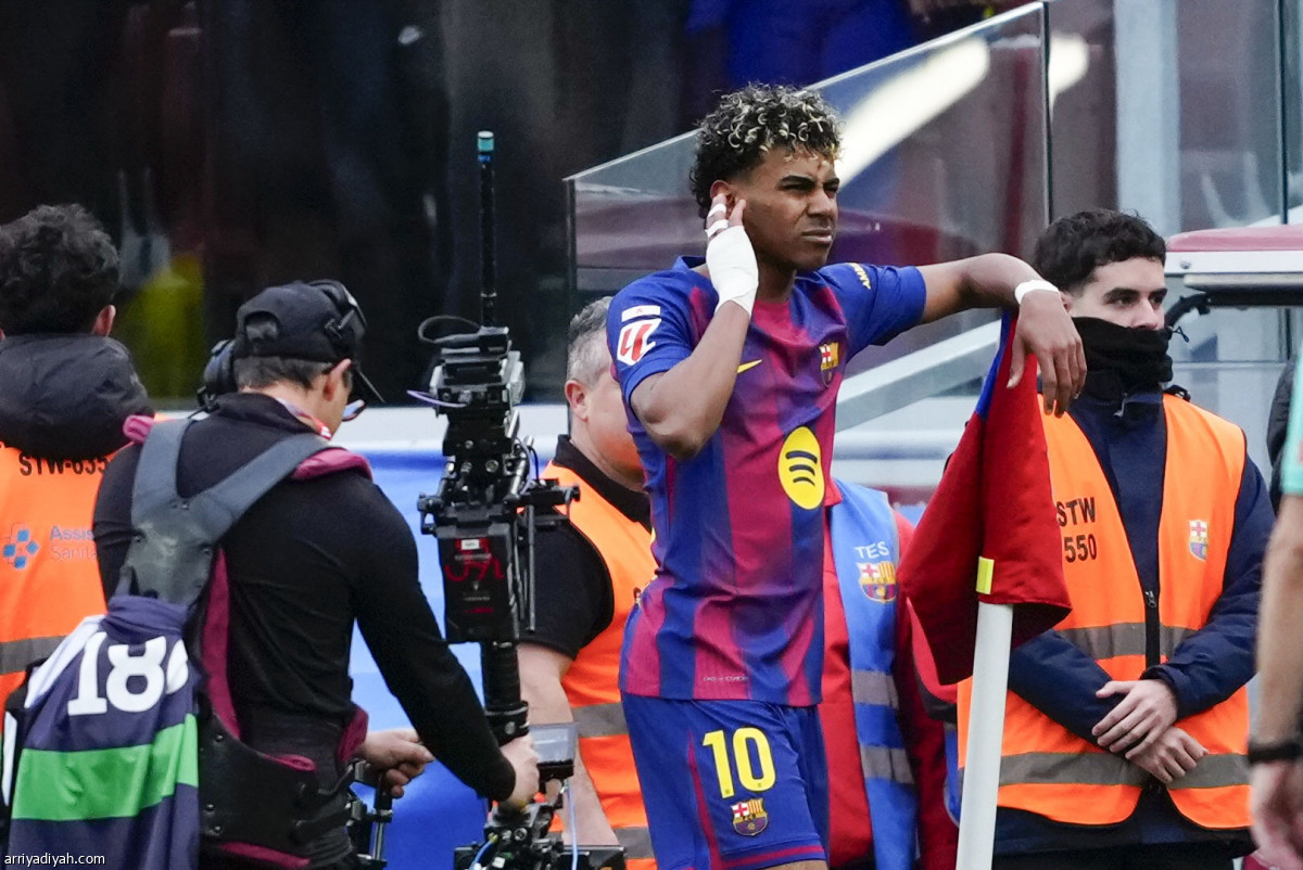 «هاتريك» تاريخي