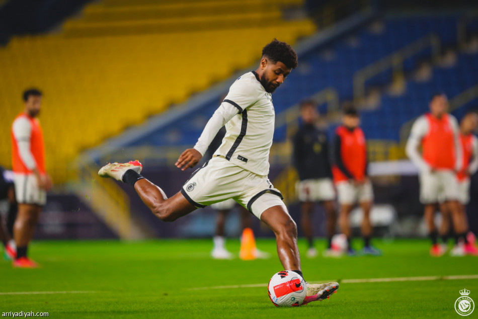 تاليسكا يعود .. والنصر يستعد للطائي