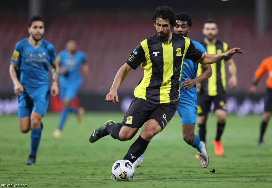 رومارينيو يحبط النصر.. وينقذ الاتحاد