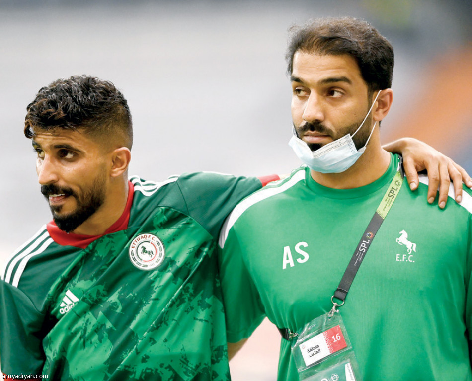 تعادل الشباب والاتفاق.. 
العودة الخامسة