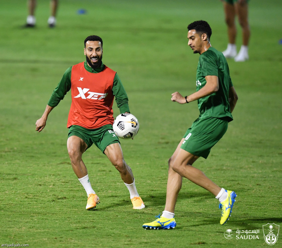 ريجيكامب يصل.. ويدخل الحجر