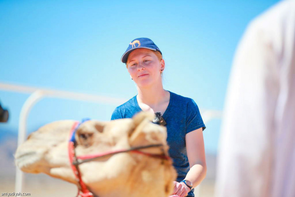 الإمارات وقطر
تتصدّران