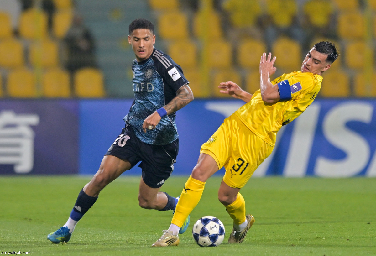 النصر إلى دور الأربعة