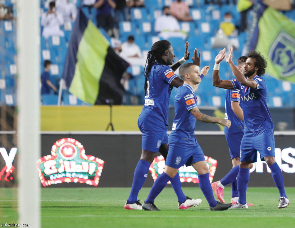 جوميز..
الحاسم يضيف الرابعة