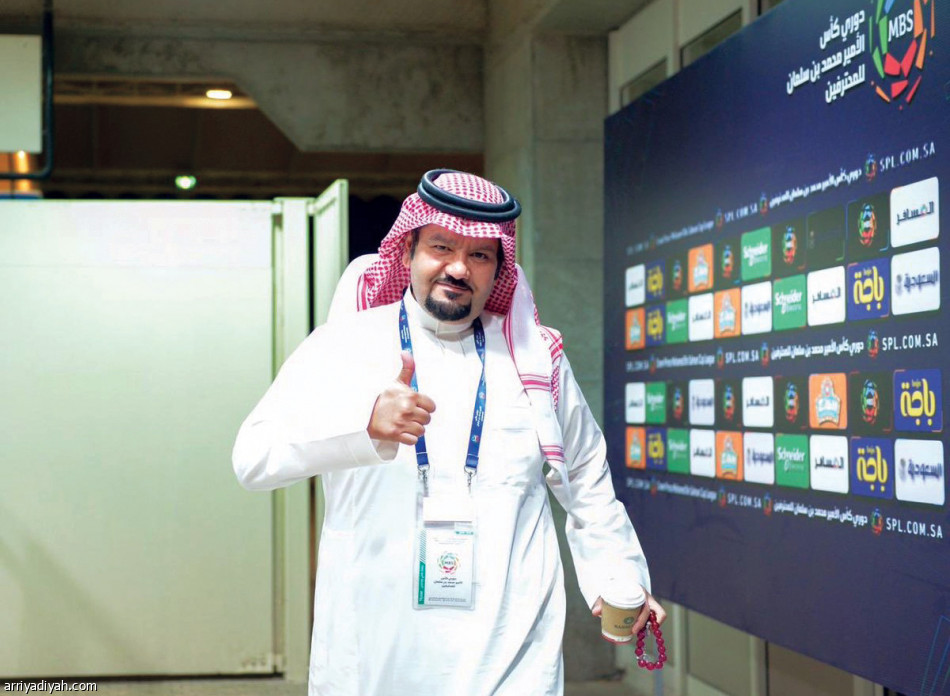 الوحدة 
يخطط على الاحتفاظ بالحارس