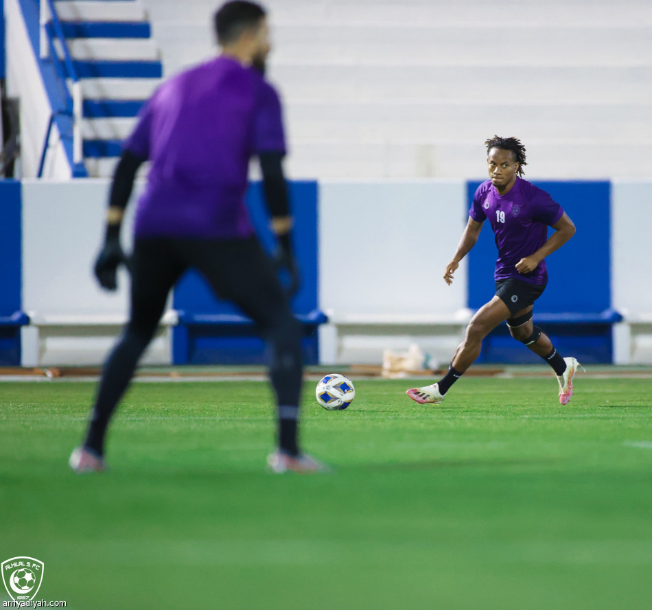 الهلال يستهدف «الانفراد» أمام الطاجيكي