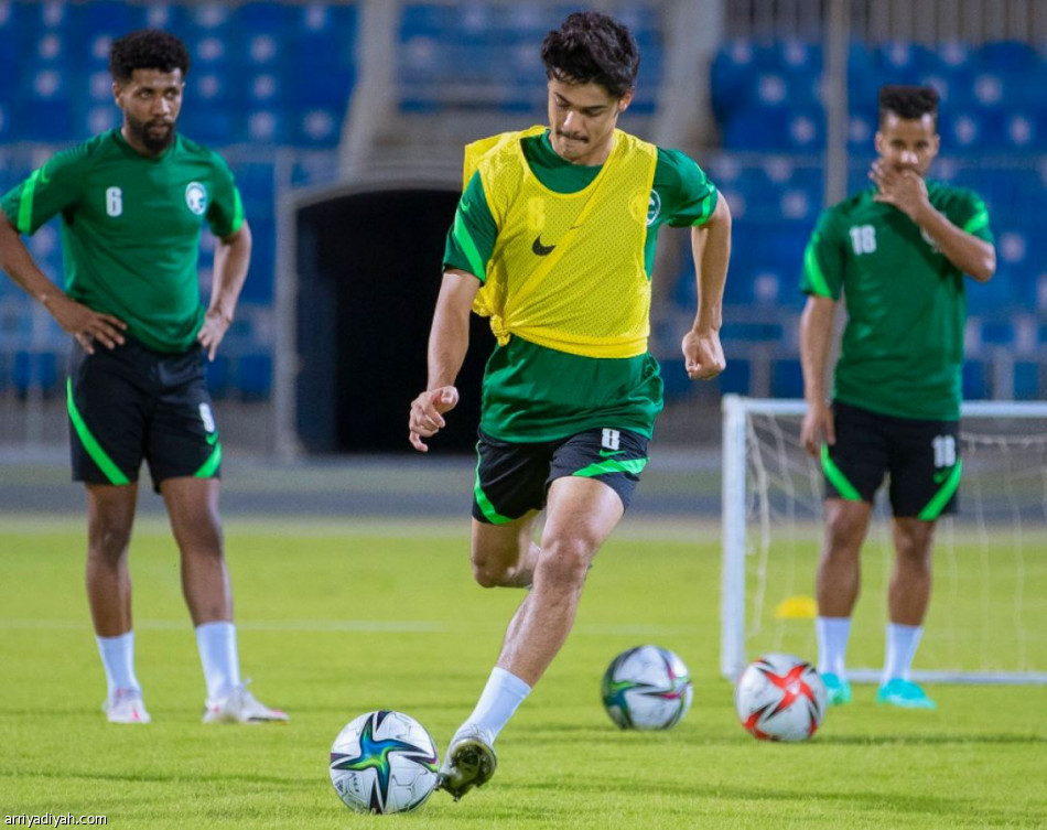 الشهري يختبر الأولمبي أمام أوغندا