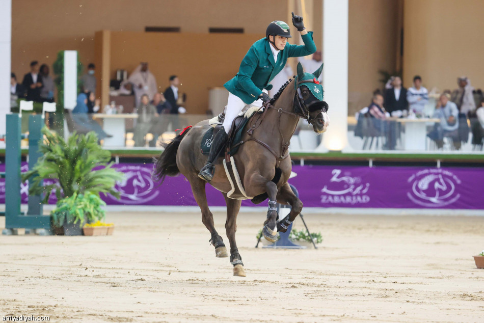 فرسان الأخضر
يحصدون بطاقة باريس