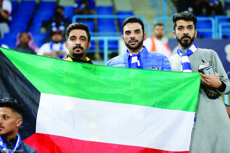 40 عاما
خلف الهلال