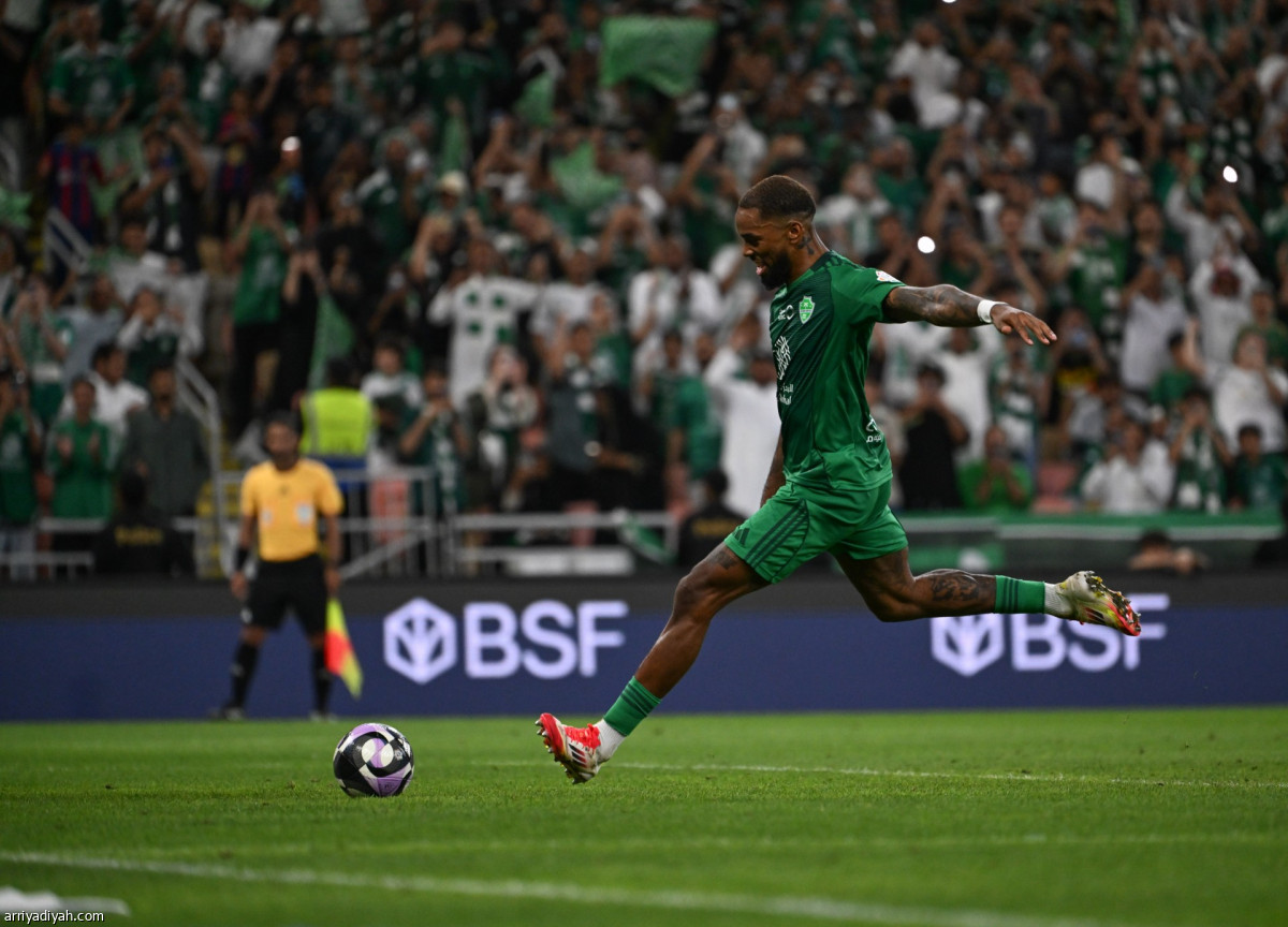 توني زعيم الهدافين