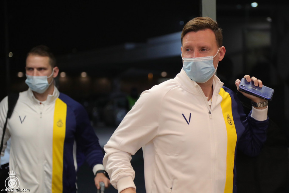 عبدالغني يتقدم بعثة النصر المغادرة إلى الدمام