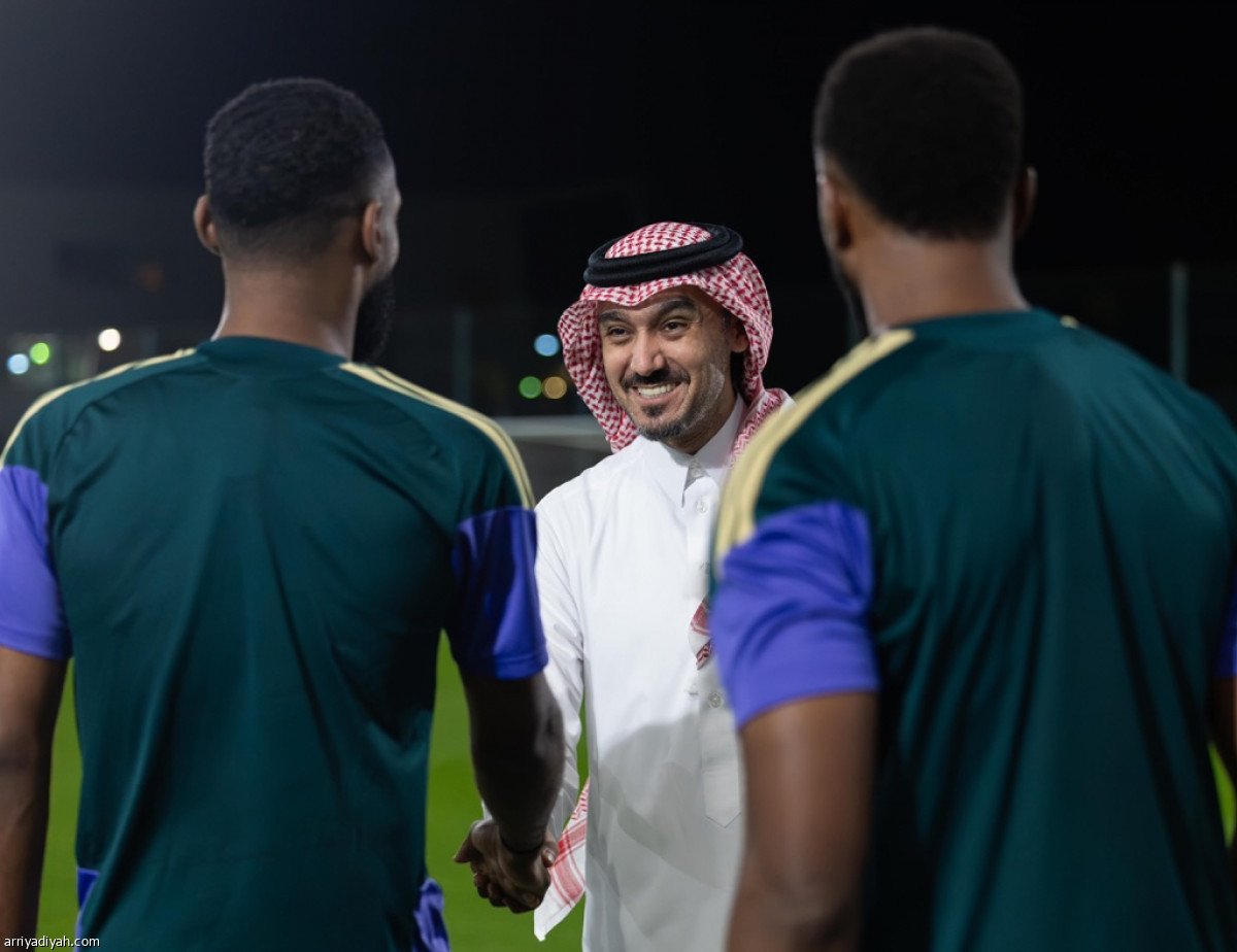الفيصل يدعم