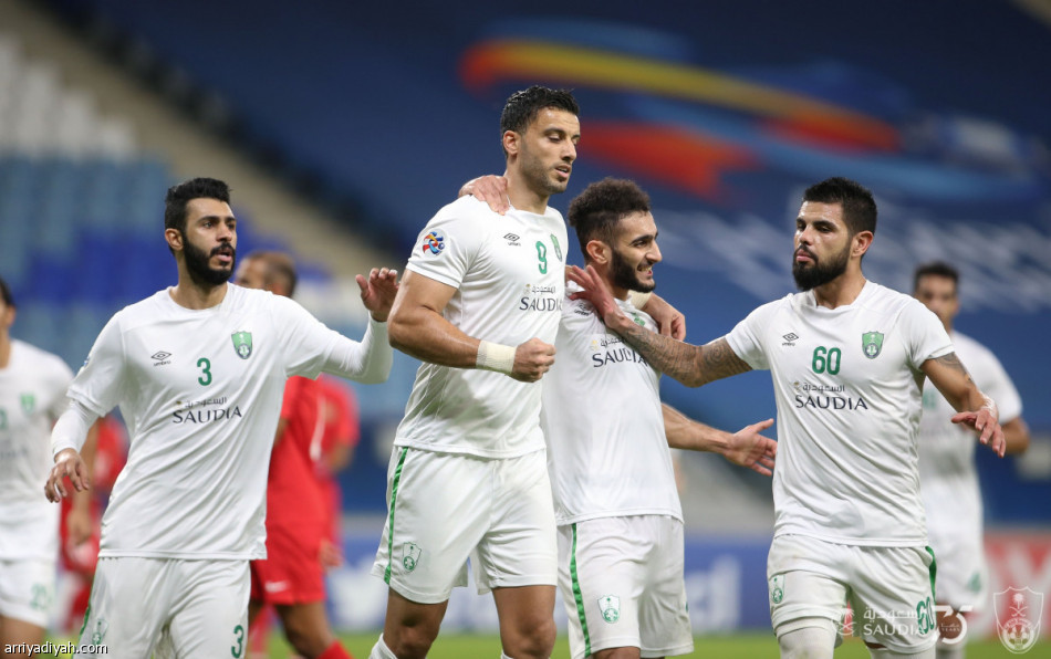 بالترجيحية.. الأهلي يعبر إلى ربع النهائي