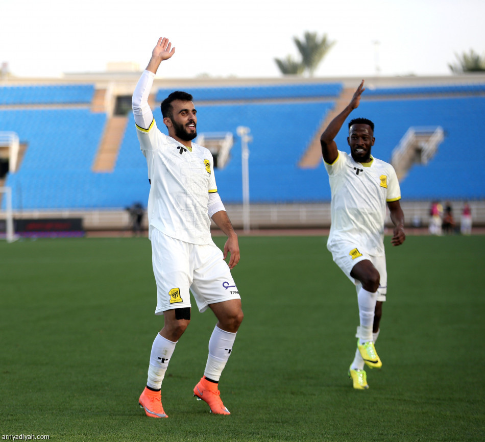 الاتحاد يقتحم «منافسة اللقب» بنقاط التعاون