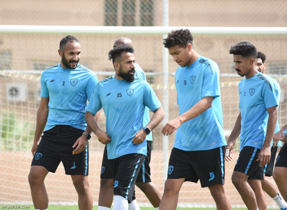 الفتح يتدرب صباحا.. ويغادر إلى المجمعة