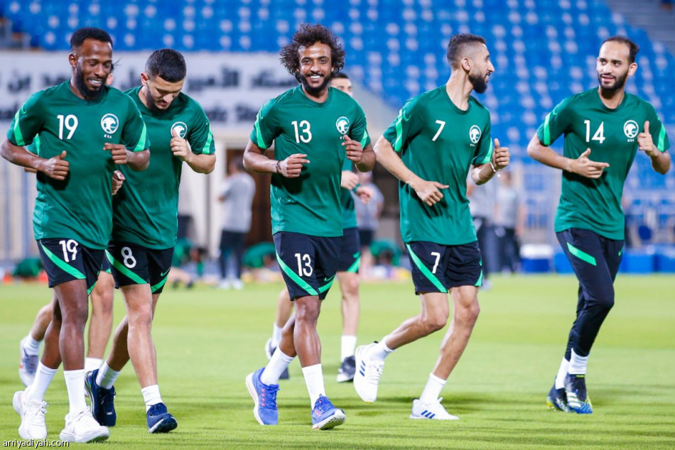 الأخضر.. البريك والعمري يواصلان الغياب