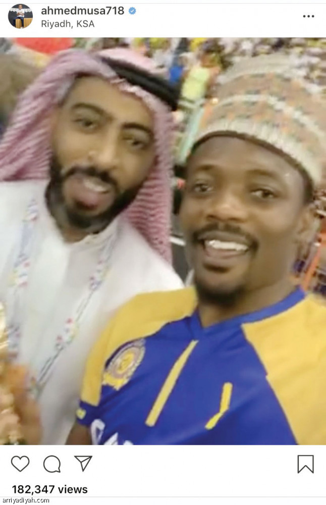 الباكستاني عبد الملك..
var.. وأهداف حمد الله.. تجذب تفاعله