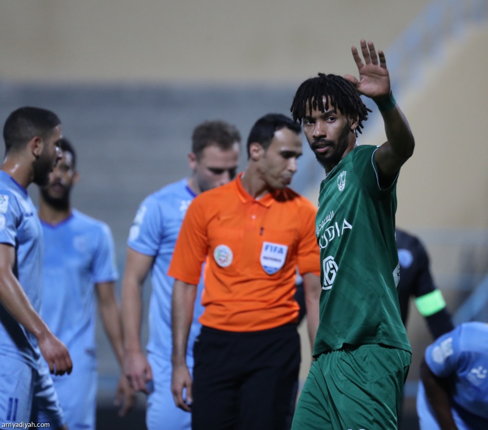 المؤشر يمنح الأهلي نقاط الباطن
