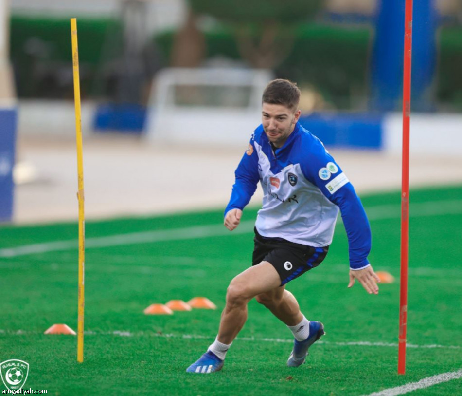الإصابات تضرب الهلال قبل الأهلي
