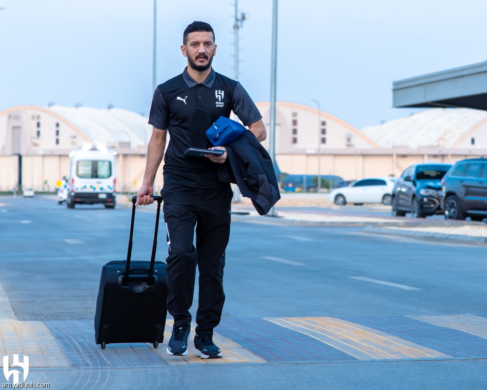 إصابة الركبة تبعد سافيتش عن الهلال.. وجيسوس يعتمد الخماسي