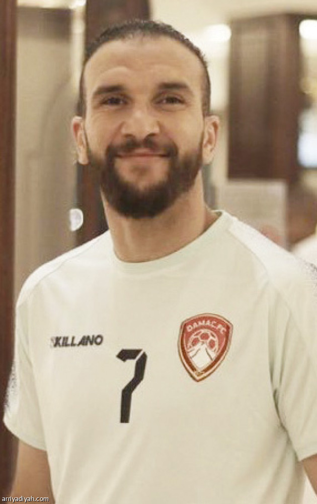 الثلاثي
يغيب عن ضمك