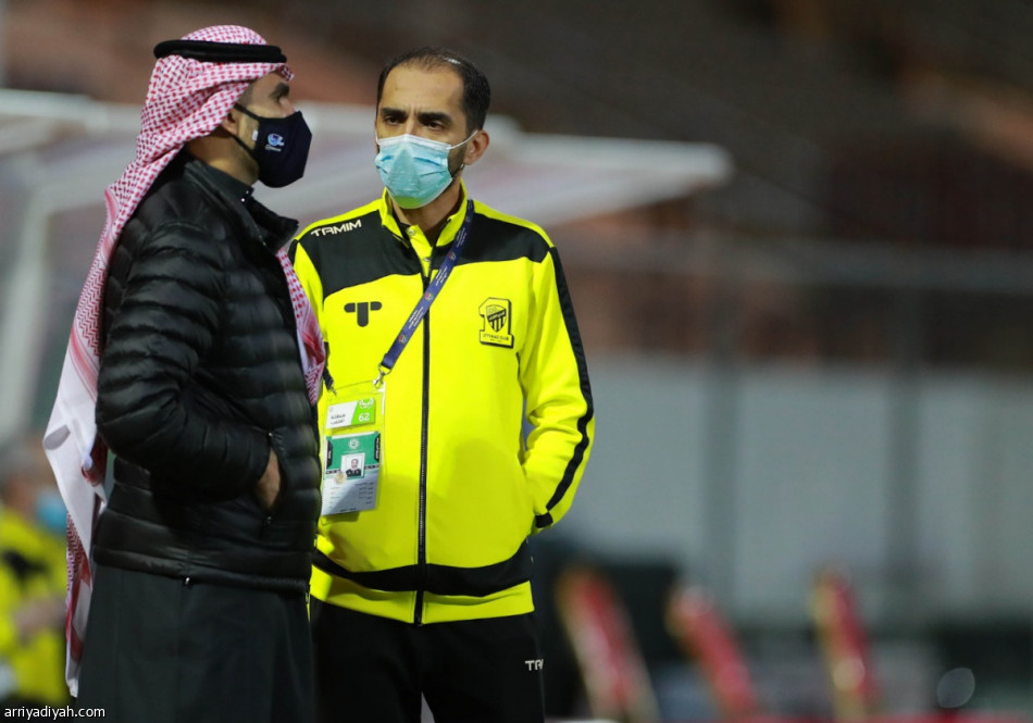 الشباب والاتحاد يعطلان بعضهما بالتعادل