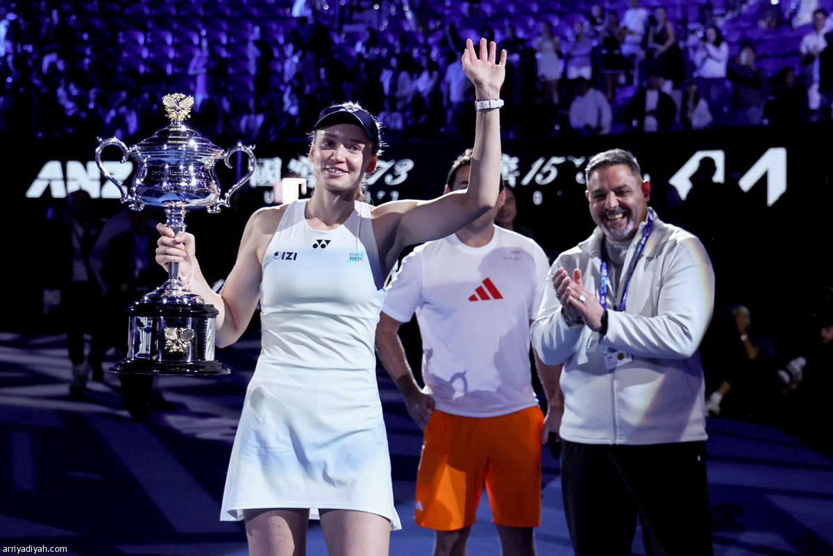 إيلينا بطلة أستراليا