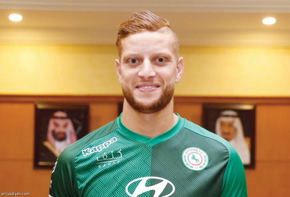 الاتفاق
يبحث عن بديل روجيرو