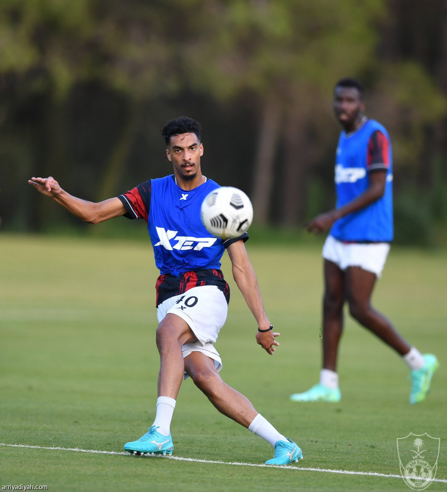 الأهلي ينهي تحضيرات الصفاقسي التونسي