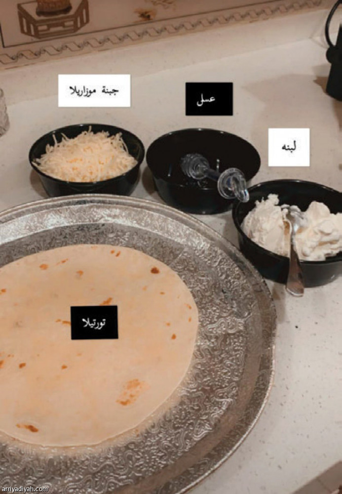 الشلهوب.. 
يُجهز الفطائر