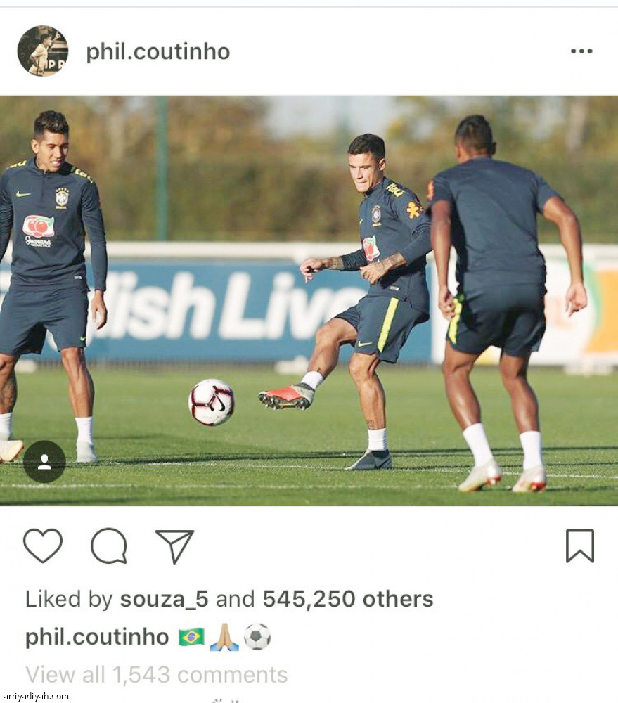 إنستجرام 
يسيطر على النجوم