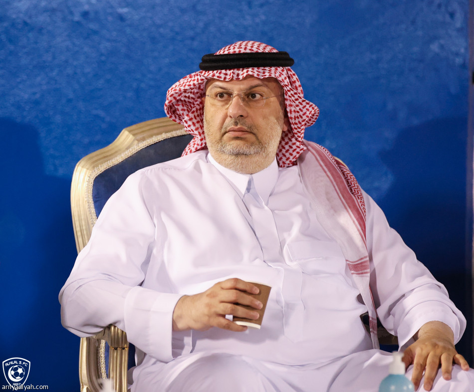 شرفيو الهلال يدعمون اللاعبين قبل الحاسمة