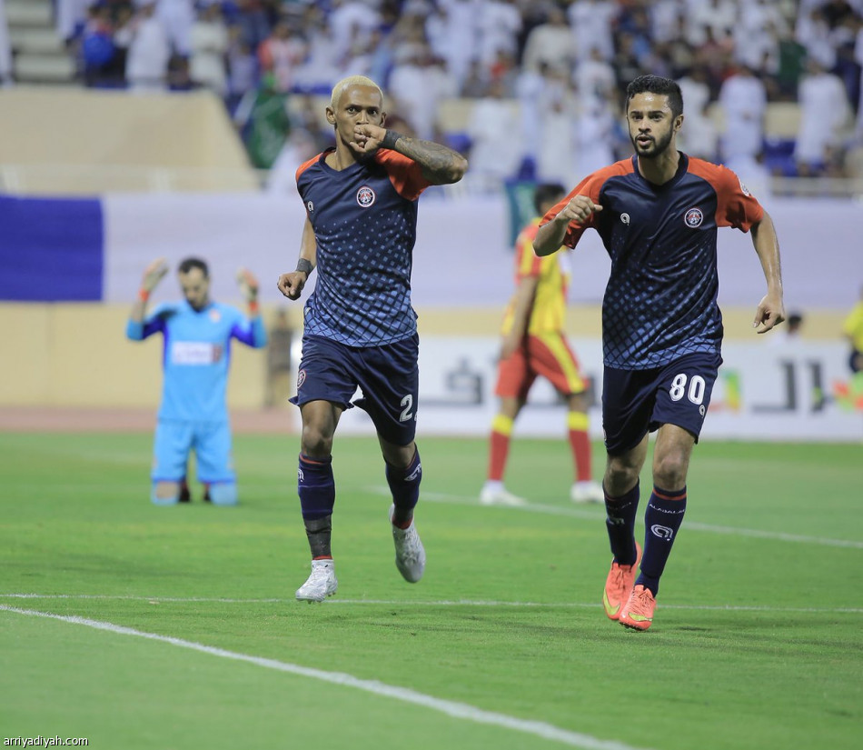 العدالة يرافق أبها وضمك إلى دوري المحترفين