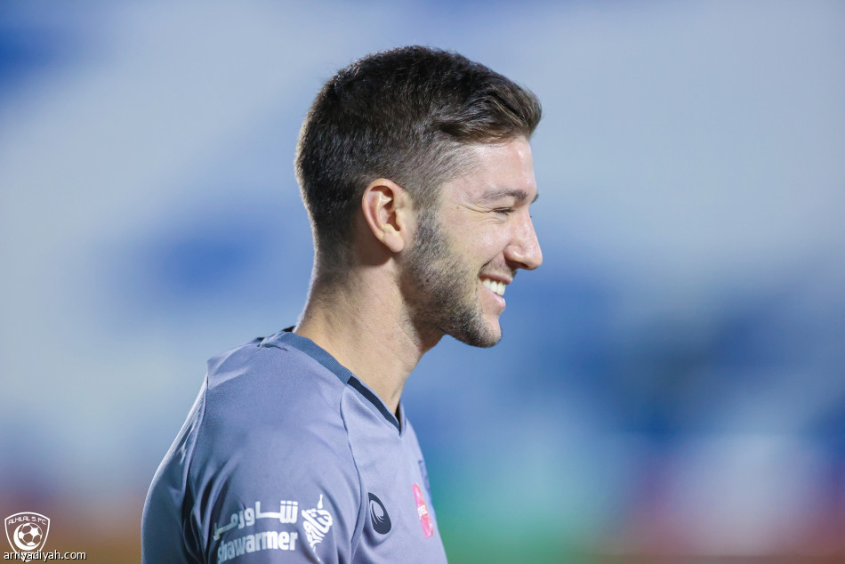 «مفصل القدم» يغيّب الطريس عن الهلال