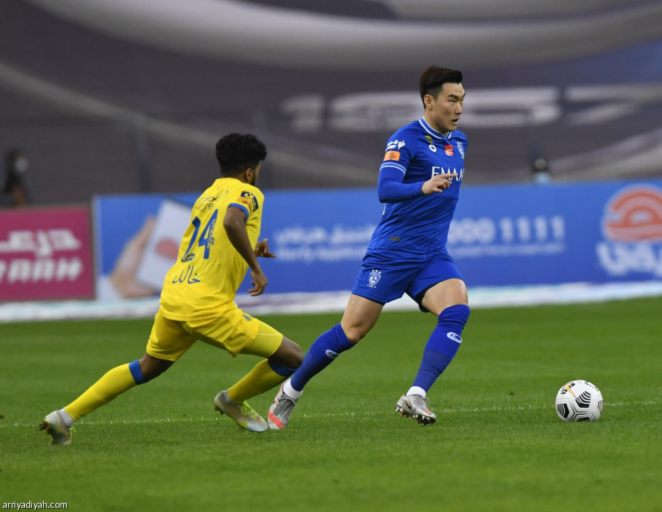 النصر يسحق الهلال.. ويحتفظ بـ«ذهب السوبر»
