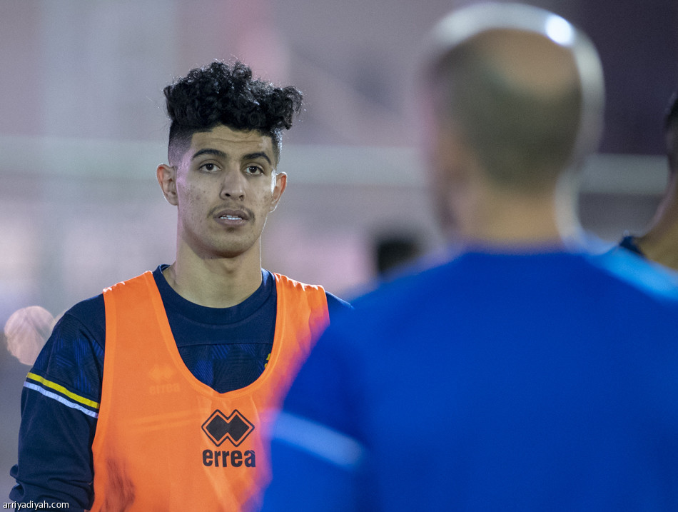 التعاون بـ«الفيديو».. وفيريرا يباغت